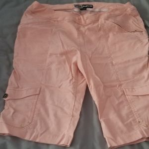 Jamie Spadock golf Bermuda shorts